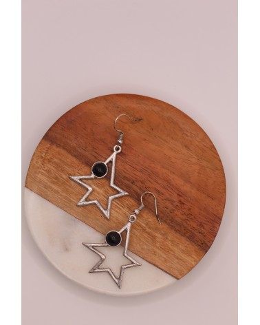 ΣΚΟΥΛΑΡΙΚΙΑ ΚΡΕΜΑΣΤΑ ΜΕ ΜΑΥΡΗ ΠΕΤΡΑ